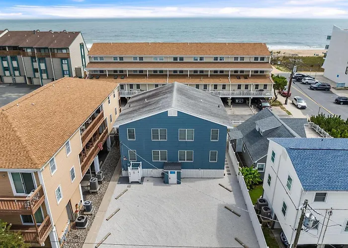 The Barracuda 3 Steps To The Ocean City