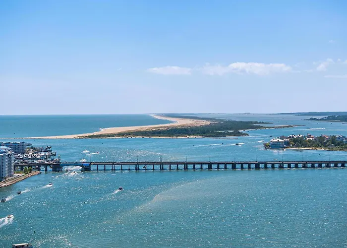 The Barracuda 3 Steps To The Ocean City